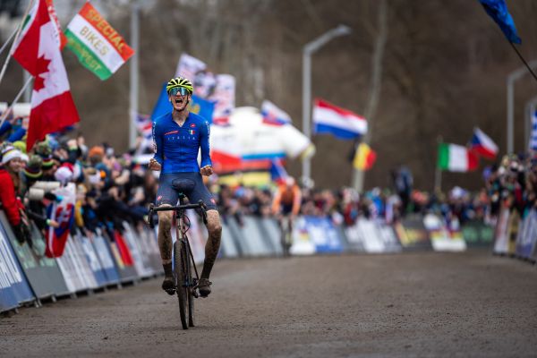 Stefano Viezzi nejlepším juniorem