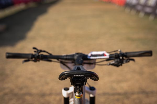 Canyon Lux World Cup CFR Untamed