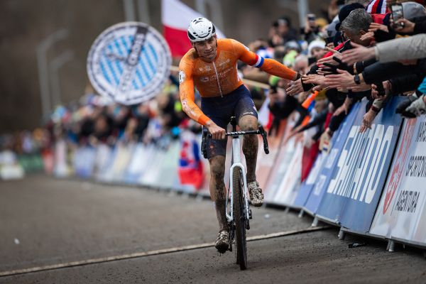 Mistrovství světa v cyklokrosu Tábor 2024 - neděle