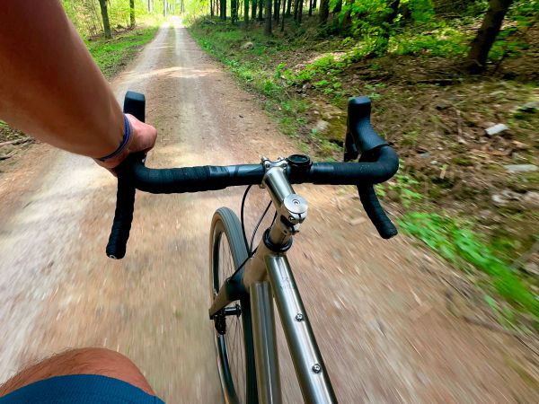 Ocel vs. titan srovnání Javax vs. Equator