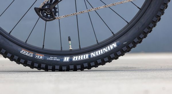 GT Force Carbon Elite