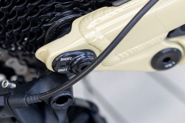 GT Force Carbon Elite