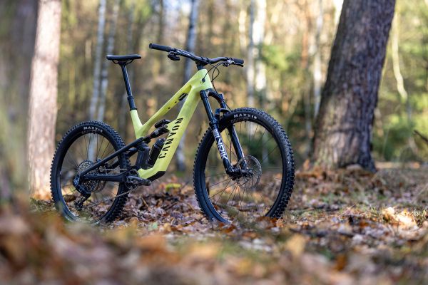 Canyon Spectral CF 9