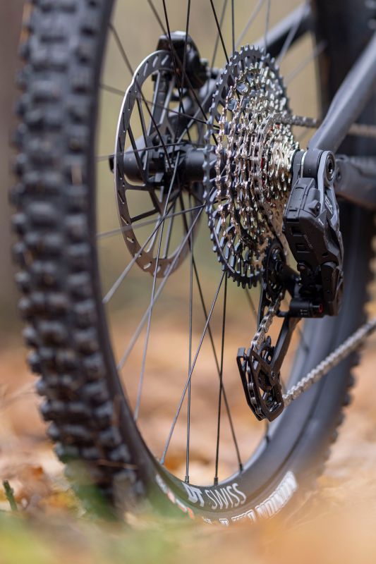 Canyon Spectral CF 9