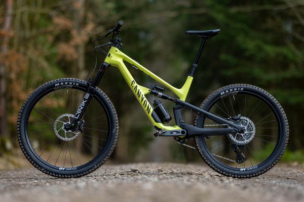 Canyon Spectral CF 9