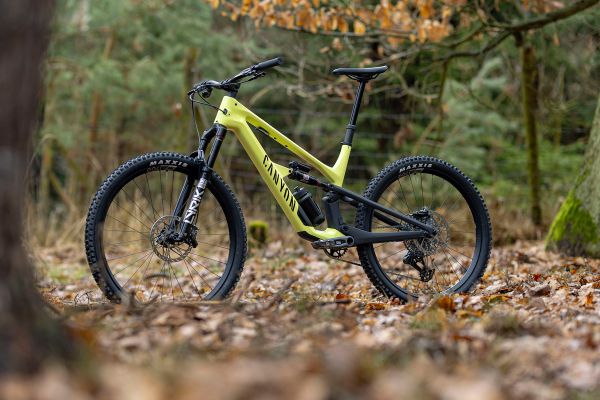 Canyon Spectral CF 9