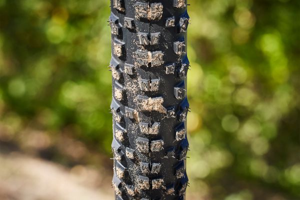 Bontrager pláště 2024