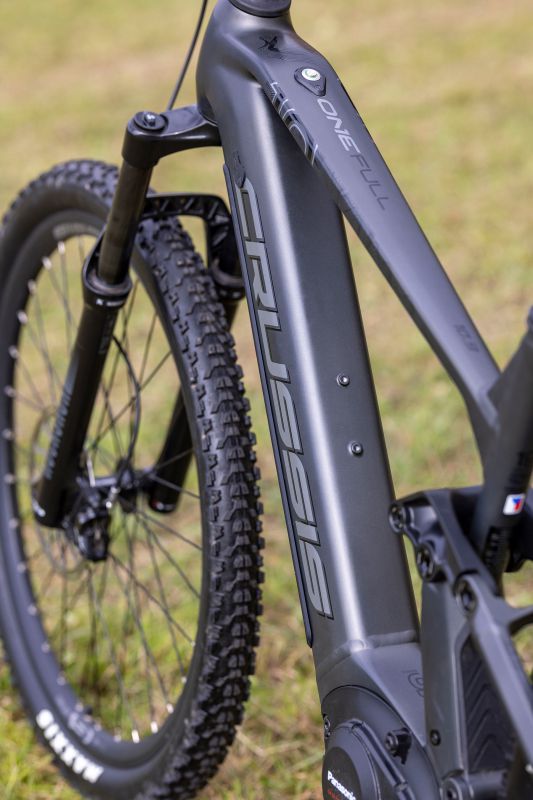 Crussis ONE-Full 10.9-M