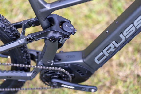 Crussis ONE-Full 10.9-M