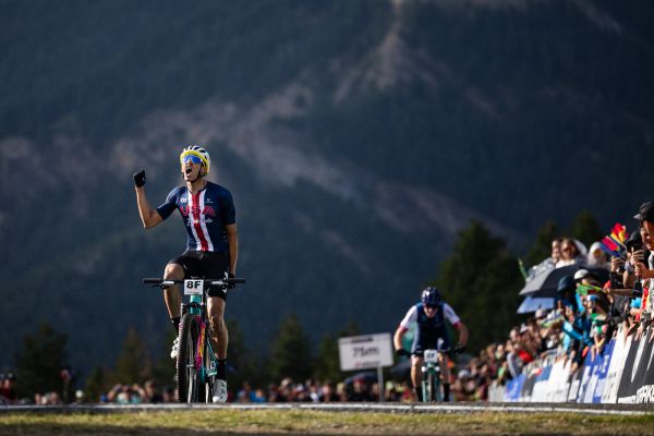 MS 2024 - štafety - Chris Blevins dováží zlato pro USA