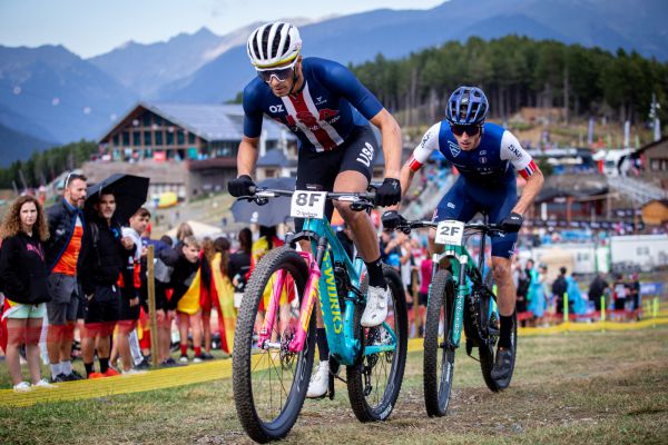 MS 2024 - štafety - souboj o zlato mezi Blevinsem a Azzarem