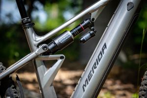 Merida eONE-Eighty 700