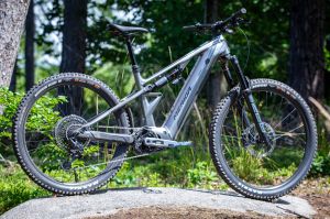 Merida eONE-Eighty 700