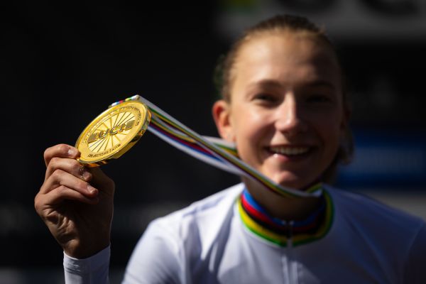 Viktoria Chladoňová