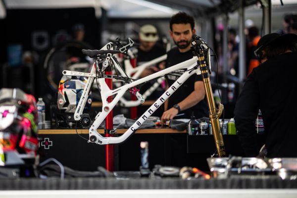 Světový pohár DHI #6 - Loudenvielle