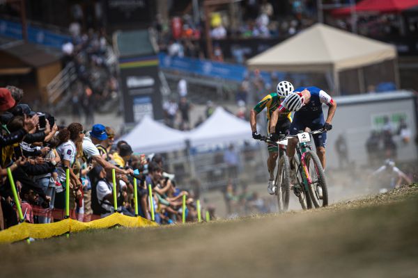 Koretzky se snaží utrhnout Hatherlyho