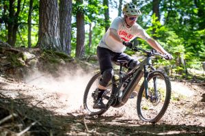 Merida eONE-Eighty 700