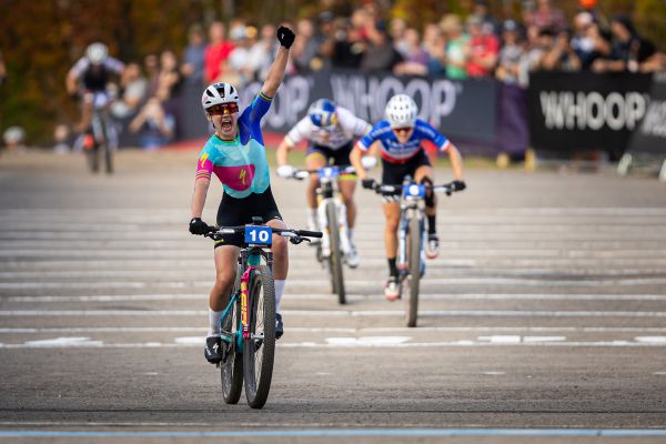 Sina Frei ve skvělé shorttrackové formě