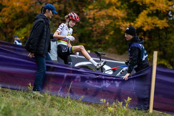 Isabella Holmgren odstupuje po pádu ze závodu
