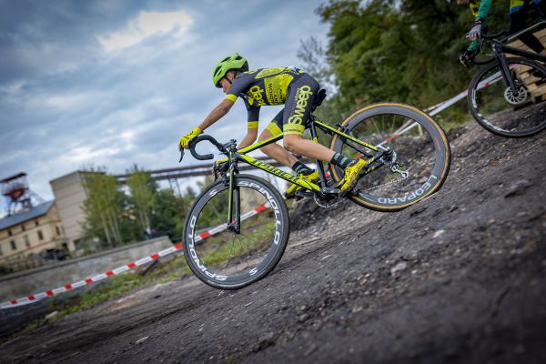 Cyklokros v Hornickém skanzenu Mayrau