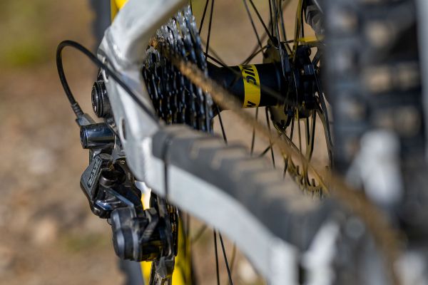 Rock Machine Whizz na tři způsoby