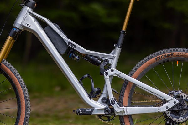 Rock Machine Whizz na tři způsoby