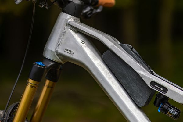 Rock Machine Whizz na tři způsoby