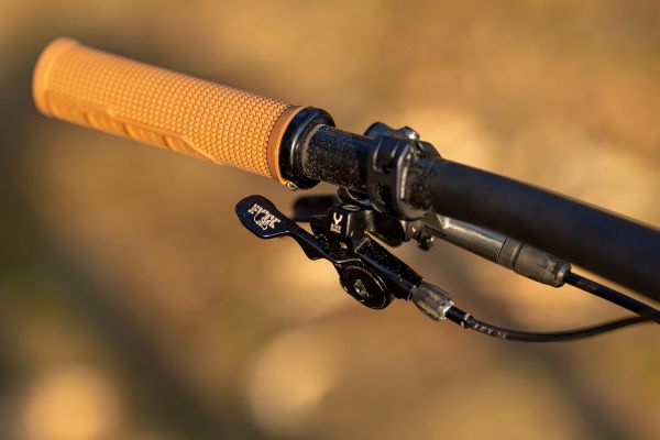 Rock Machine Whizz na tři způsoby