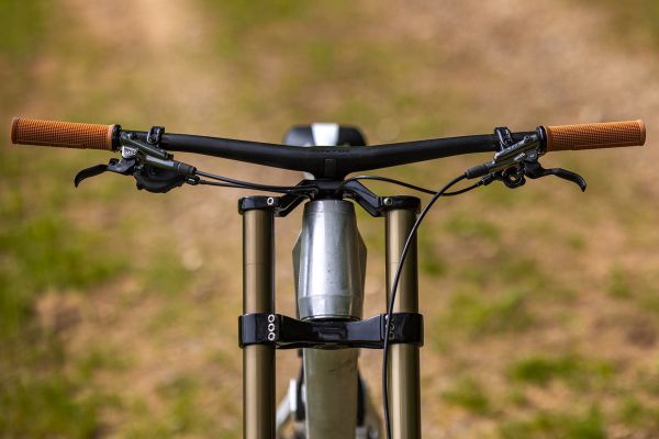 Rock Machine Whizz na tři způsoby