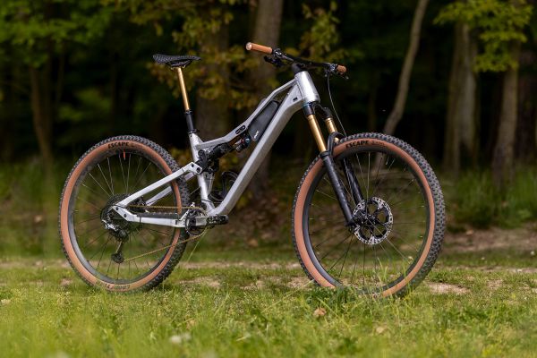 Rock Machine Whizz na tři způsoby