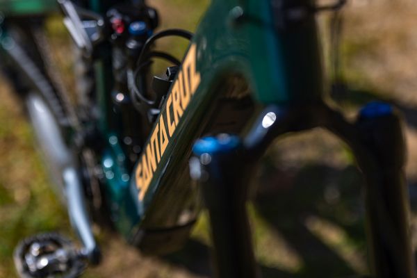 Santa Cruz Vala GX AXS