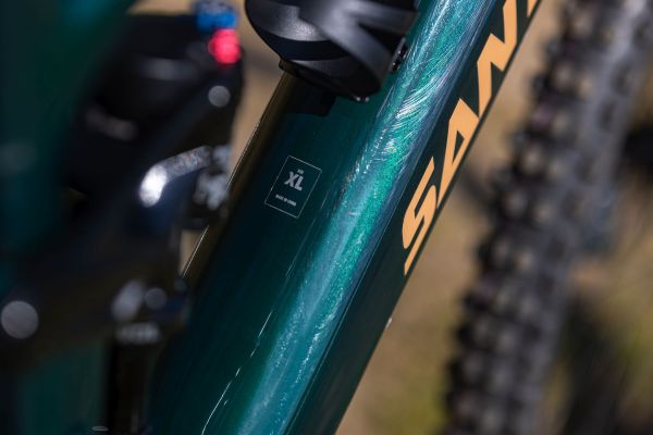 Santa Cruz Vala GX AXS