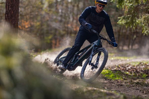 Santa Cruz Vala GX AXS