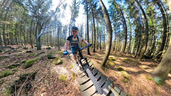 Santa Cruz Vala GX AXS