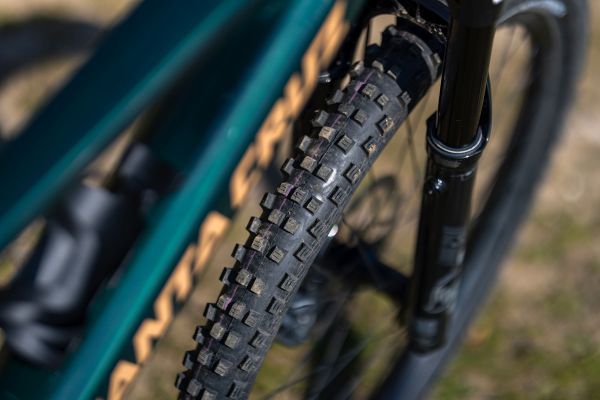 Santa Cruz Vala GX AXS