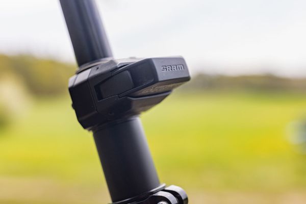 Rock Shox Reverb AXS