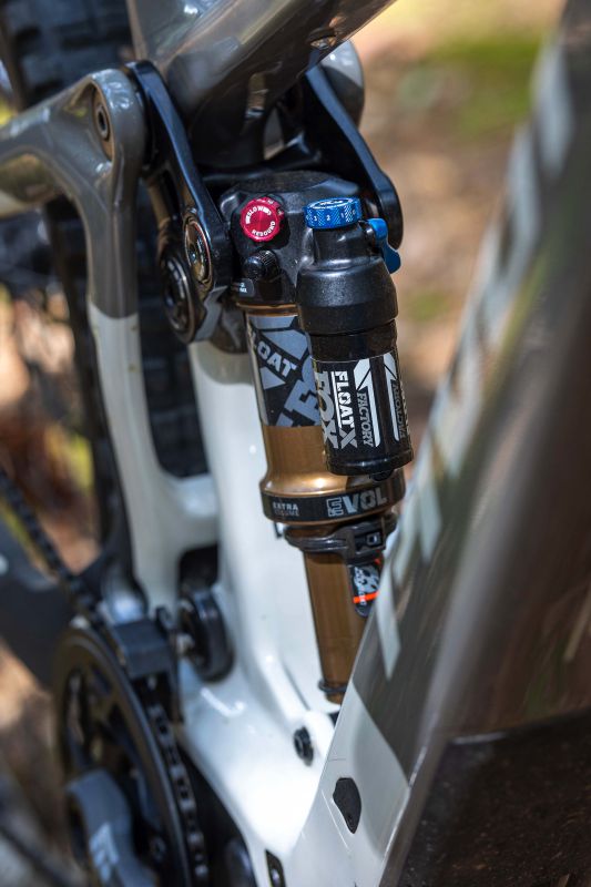 Pivot Shuttle SL-AM PRO XO