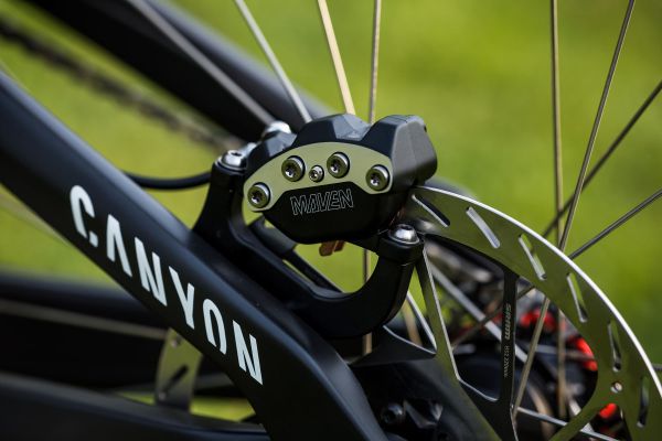 Canyon Sender CFR Team Troye Brosnana