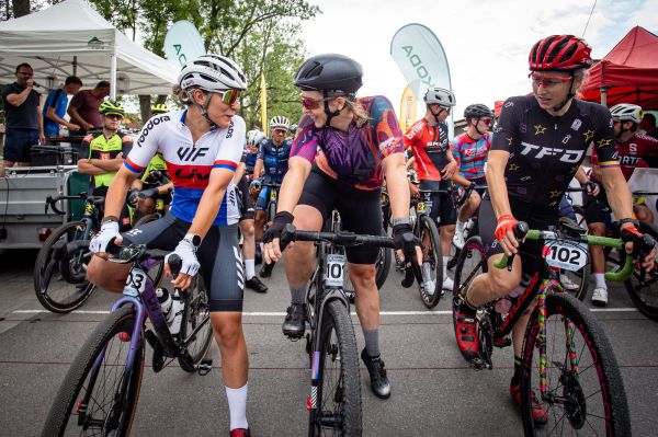 Hlinsko 2025 - Kiki, Niki a Jani