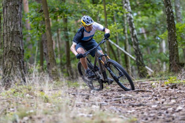 Pivot Shuttle SL-AM PRO XO