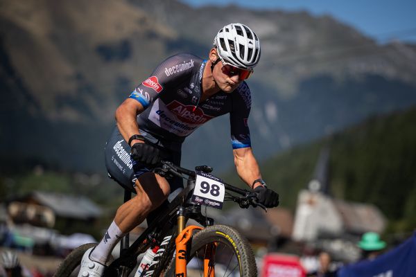 Závěr závodu Van der Poelovi nechutnal