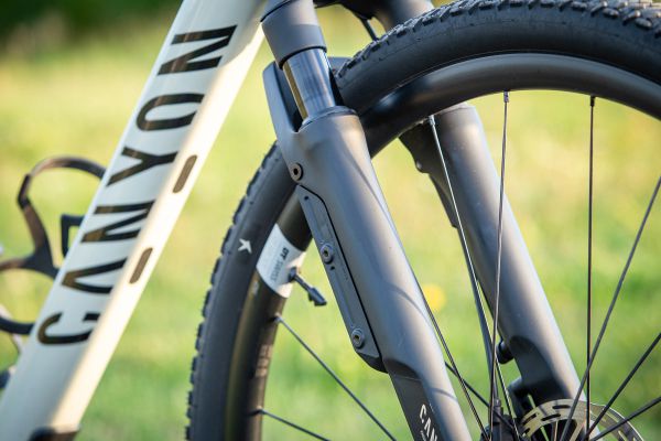 Canyon Grizl CF 8 Rift