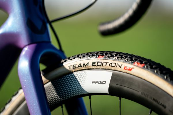 ME v cyklokrosu - Middelkerke 2025 - závodní stroje - trenink