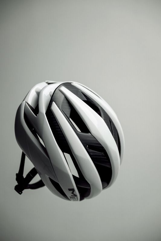 MET Trenta 3K Carbon