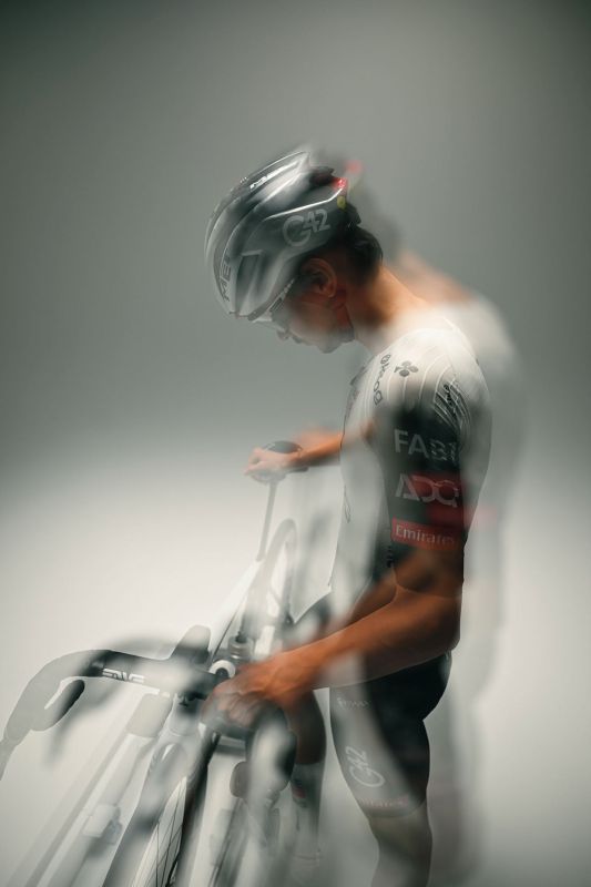 MET Trenta 3K Carbon