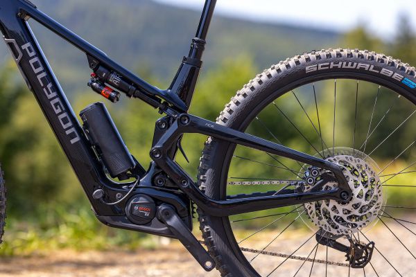 Polygon Collosus TLE 8 AXS