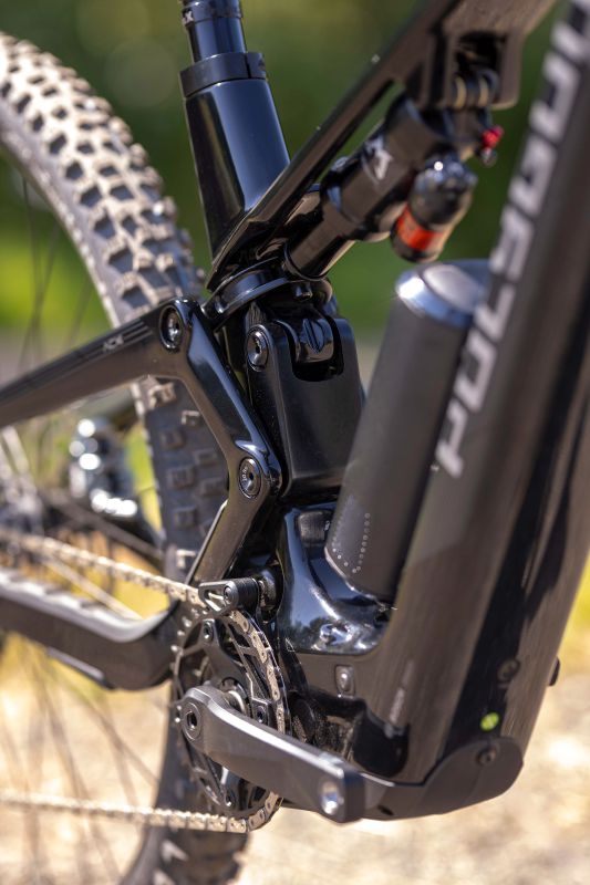 Polygon Collosus TLE 8 AXS