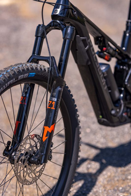 Polygon Collosus TLE 8 AXS